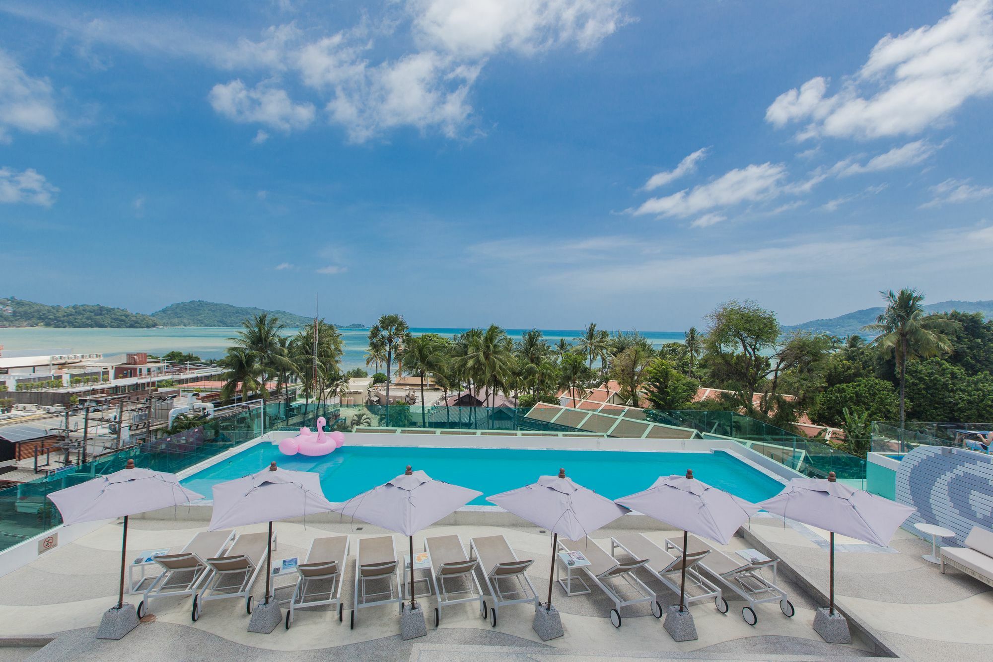 The Bloc Phuket - Sha Extra Khách sạn 4*